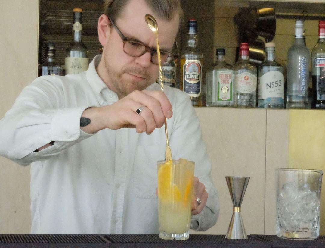Halvor Digernes på Vingen Bar i Oslo.