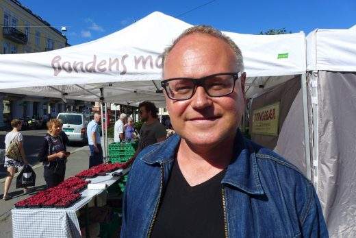 Jeg møtte Jon Berg på Bondens Marked i Oslo en lørdag i august.